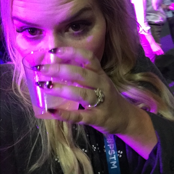 Hi, I’m Amanda! - Picture 10 of 12